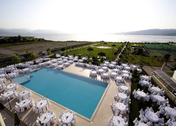 Emex Kocaeli Hotel 5*